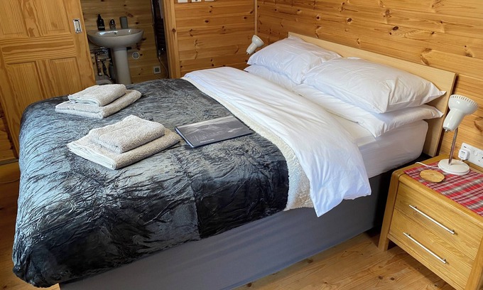 Aviemore Cabin | Cosy Cabin in Aviemore, Cairngorms NP