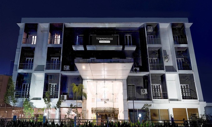 Medavakkam House | Cosy Castle at Medavakkam Near Jayachandran