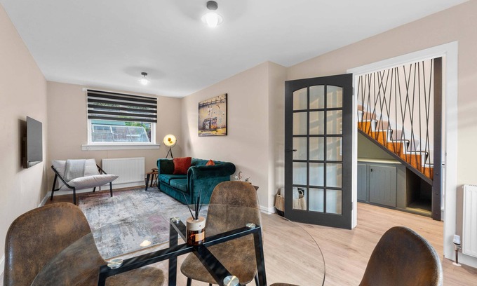 Innerleithen House | Cosy Corner in the Heart of Innerleithen