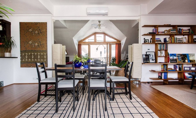 Inner City Budapest Apartment | Cosy, downtown apartment on gastro street 3 minutes to the Central Market