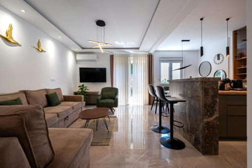 Dubovica Apartment | Cosy Duplex near Bus Station