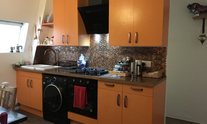 Dagenham Apartment | Cosy Flat, Allocated on the Second Floor of the Building With a Romantic Sunset