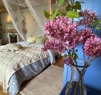 Kuressaare House | Cosy guesthouse with sauna and outdoor kitchen