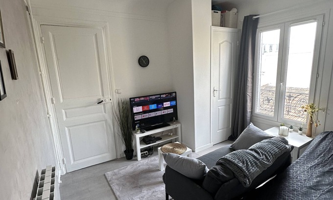 Gambetta Apartment | Cosy Home - 10 min From Paris