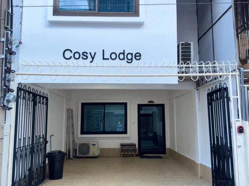 Rama 9 House | Cosy Lodge MRT Phra Ram 9