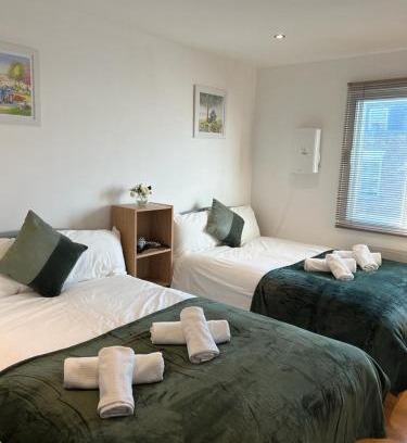 Euston House | Cosy Private Rooms near Euston Station, Central London