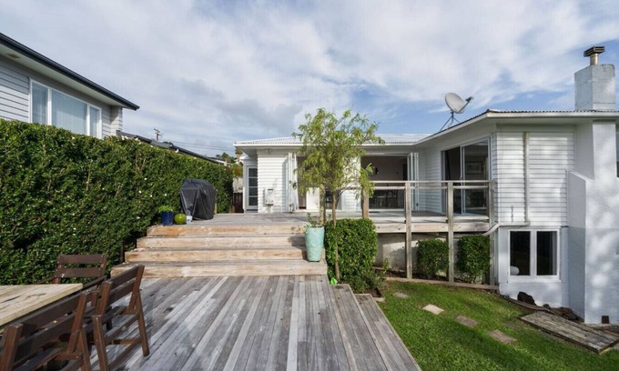 Rothesay Bay House | Cosy Retreat in Rothesay Bay