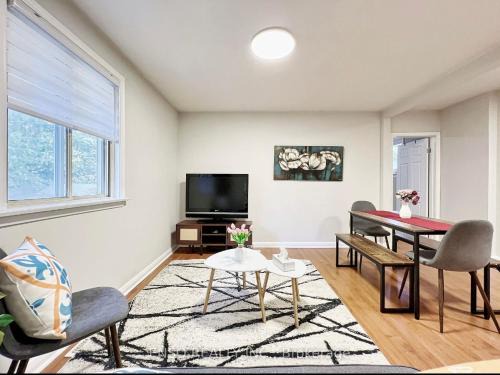 Richmond Hill House | Cosy Romantic Stay in Richmond Hill Central Location- FREE PARKING & INTERNET