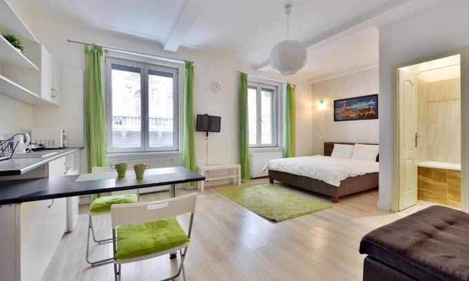 Belvaros - Lipotvaros Apartment | Cosy studio apartment in the centre