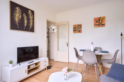Le Blanc-Mesnil Apartment | Cosy T1 with garage near CDG | By Airnest