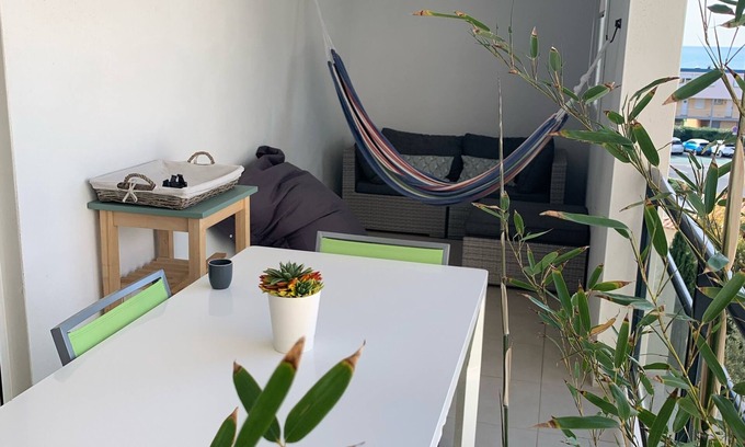 Saint-Pierre-la-Mer Apartment | Cosy T3 100m from the beach in a new residence