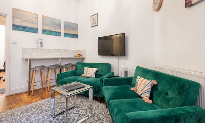 Soho Apartment | ^Cosy Two Bed AirCondisioned Apartment in Heart of Covent Garden London^