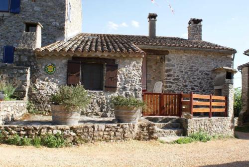Brissac House | Cote seranne