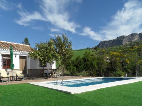 Villanueva de la Concepcion House | Cottage in Andalusia near El Torcal