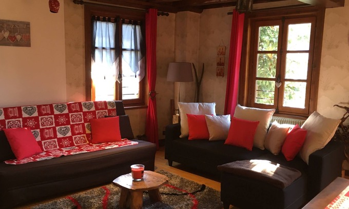 Saint-Pierre-d'Entremont House | Cottage in the heart of the Chartreuse: "Cottage by the water" ***