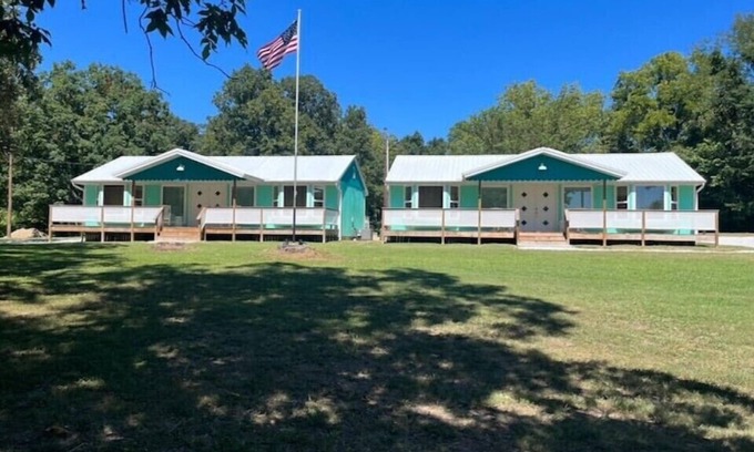 Eagle Rock House | Cottage 1&2/Roaring River/TRL/EurekaSprings/Wi-Fi