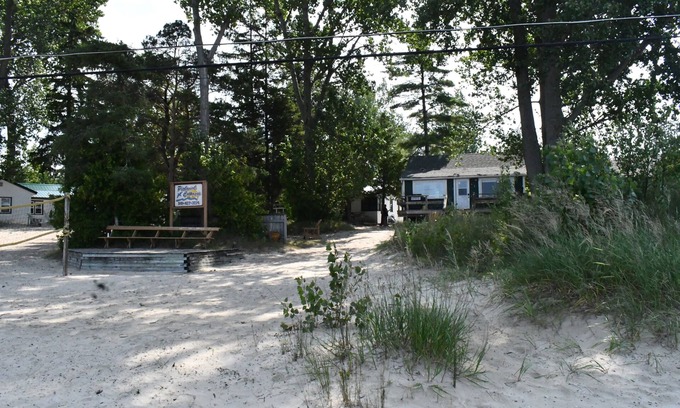 Sauble Beach Cottage | Cottage #1 - Sauble Beach Front