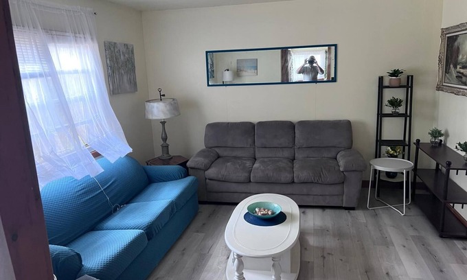 Sauble Beach Cottage | Cottage #2 - Sauble Beach Front