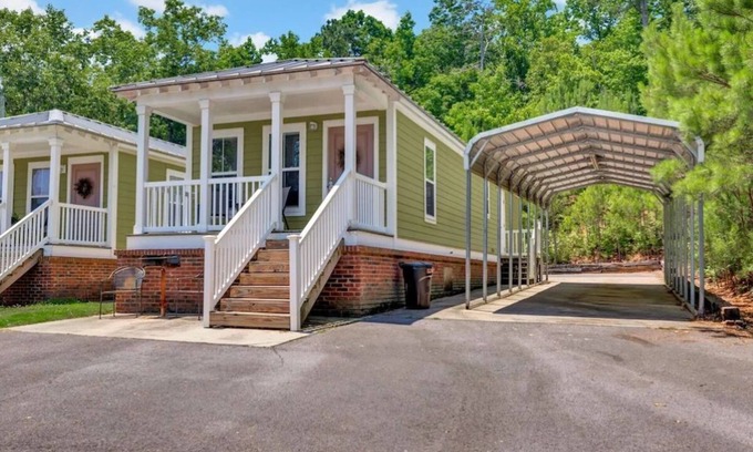 Langston Cabin | * Cottage #4 Fisherman's Landing *