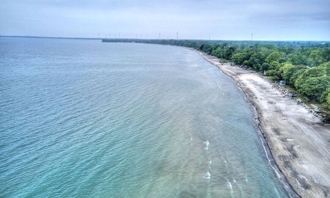 Wainfleet House | Cottage #8 · Lake Haven Beach Resort