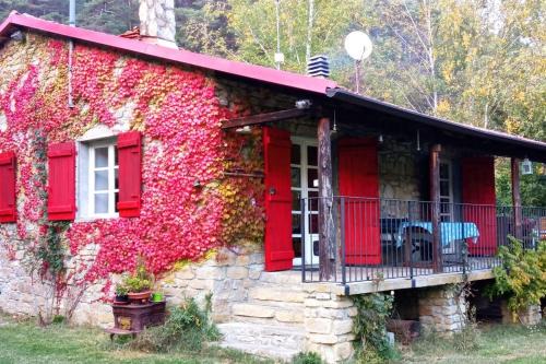 Niella Belbo House | Cottage a Bossolasco con piscina