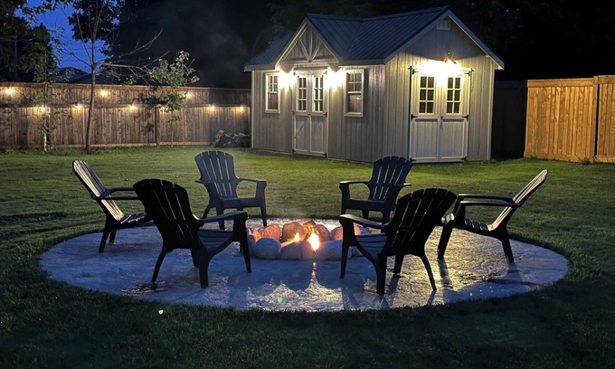 St. Williams Cottage | Cottage at the lake,Long Point Bay. Campfires, Beaches, trails and Wineries