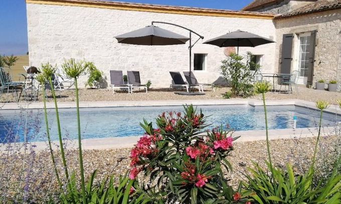 Le Cler House | Cottage (Bamboo) with heated pool near Issigeac
