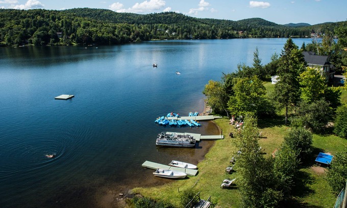 Sainte-Agathe-des-Monts Ski Chalet | Cottage Ziema for 12 people
