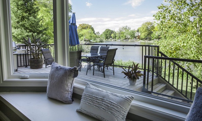 Winona House | Cottage Escape in the City!