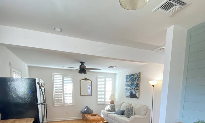 Chalmette House | Cottage home 20 mins from NOLA French Quarter
