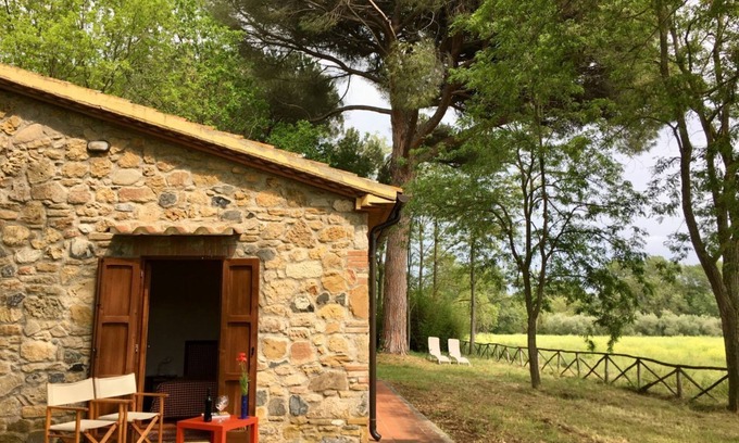 Montescudaio House | Cottage Il Gabbro with private park