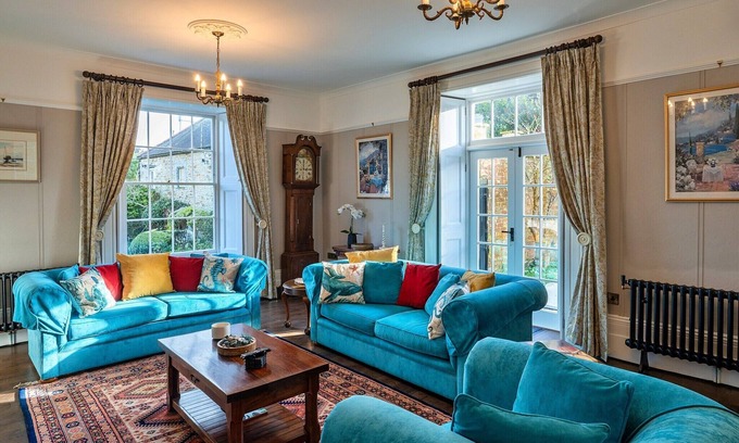 Gweek Cottage | Cottage in Cornwall by Helford River & Hot Tub