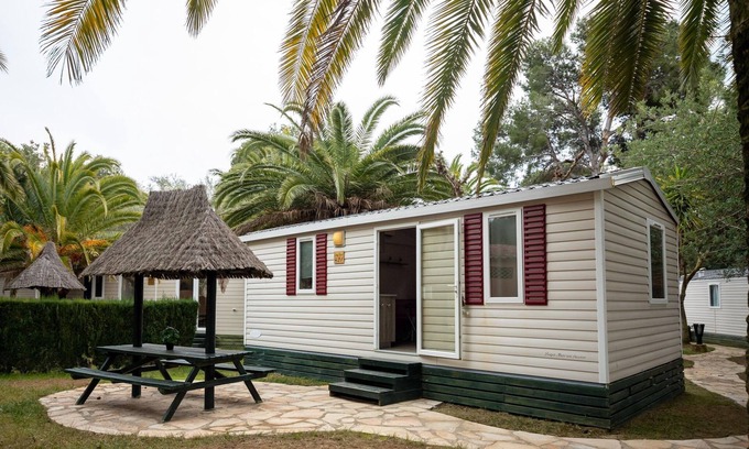 Miami Platja House | Cottage in Spain with Private Beach Access