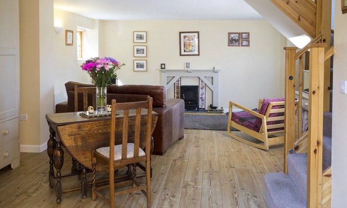 Llangollen Cottage | Cottage in Llangollen with Valley Views