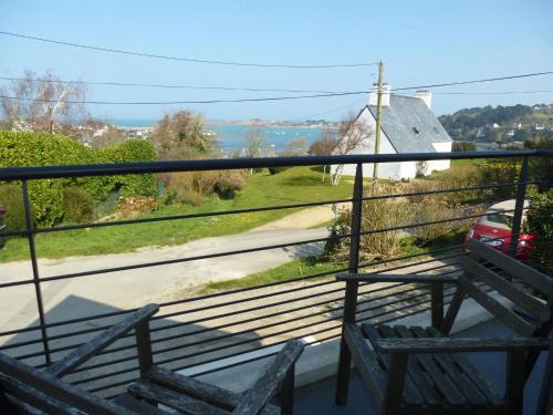 Plougasnou House | Cottage in Plougasnou near Stunning Beaches