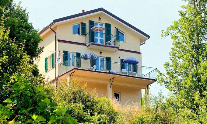 Sesta Godano Villa | Cottage in Sesta Godano near Beaches
