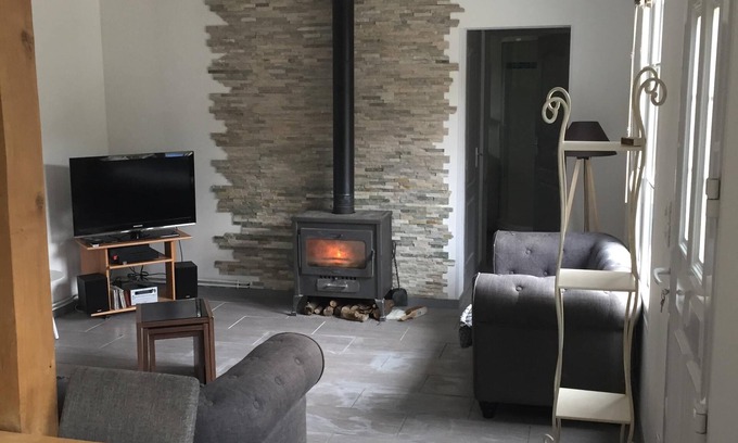 Blere House | Cottage in the quiet countryside edge of Cherval Chenonceau