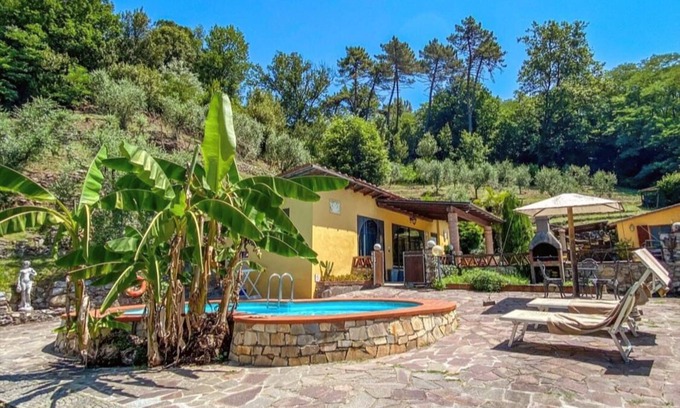 San Martino in Freddana Cottage | Cottage Tuscany in the hills near Lucca with private pool at exclusive use!