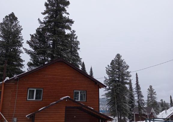 Sheregesh House | Cottage Lavina