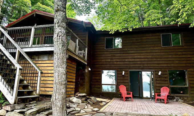 North Kawartha Cottage | Cottage memories and family fun on beautiful Chandos Lake