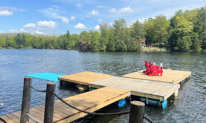 Frontenac Cottage | Cottage on Bobs Lake