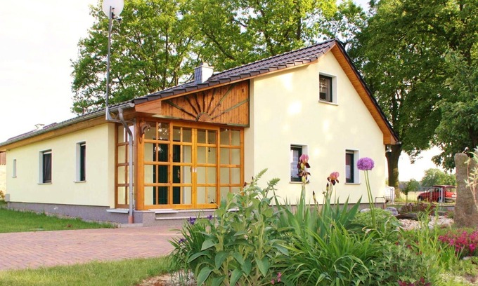 Klitten Apartment | Cottage on Waldessaum - Vacation home