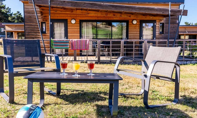 Chastanier Ski Chalet | Cottage Privilège 2 bathrooms, 2 wc 6 persons