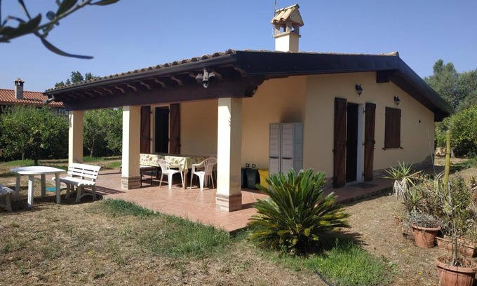 Iglesias House | COTTAGE SU MERTI country