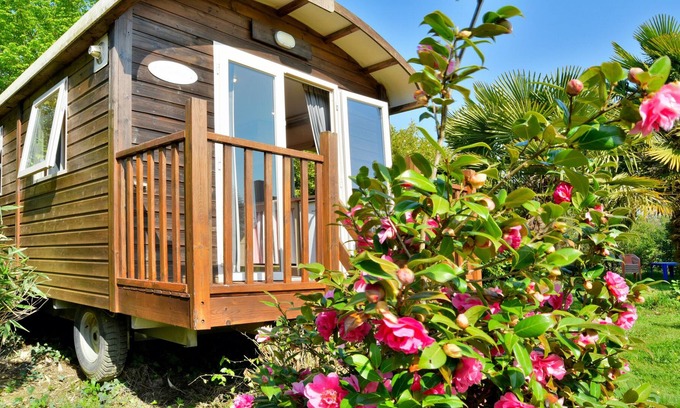 Baguer-Morvan Cottage | Cottage Tilleul for 2 people equipped with all com