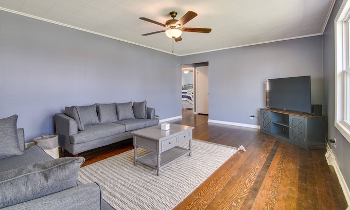 Twin Lakes Cottage | Cottage w/ Sunroom & Fire Pit, Walk to Lake!