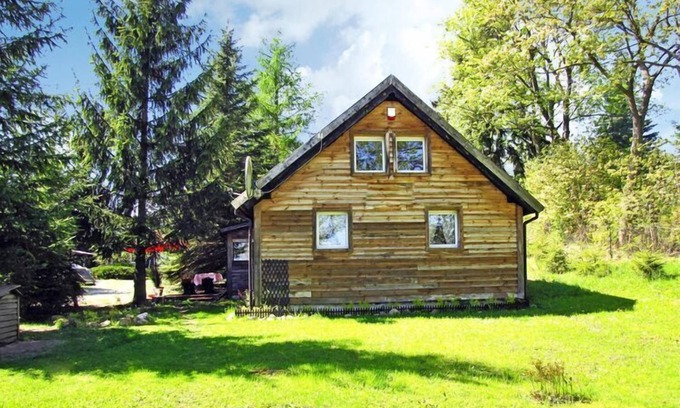 Biskupiec House | Cottage with large garden near lake