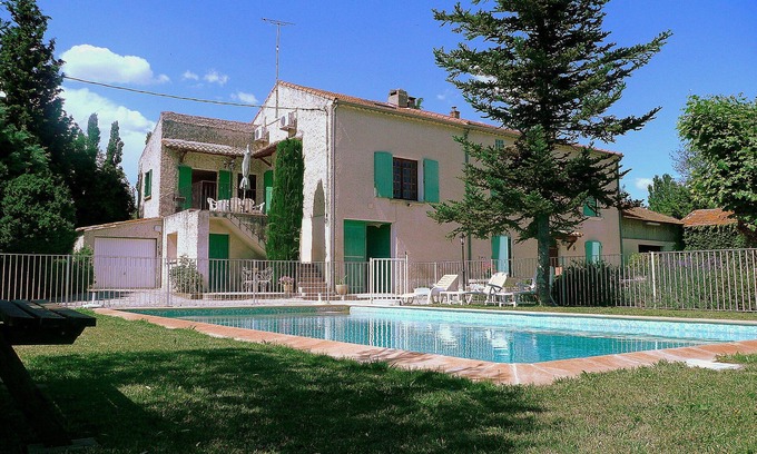 Avignon House | Cottage with pool "Le Mas Morelly" Avignon - Isle of Barthelasse.