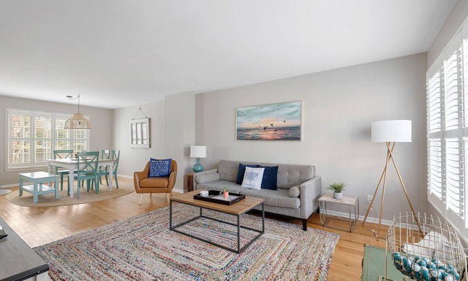 Mount Pleasant House | Cottingham Cottage | Live Like a Local