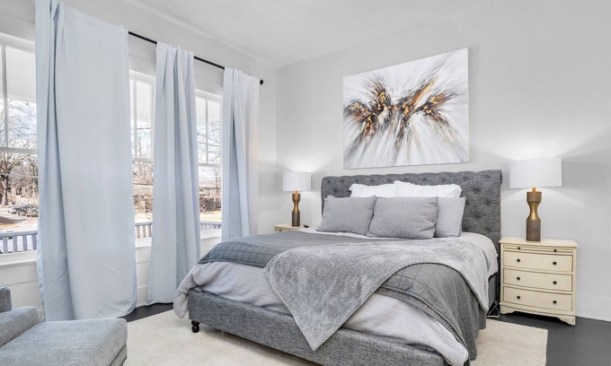Starkville House | Cotton District | Modern | King Bed